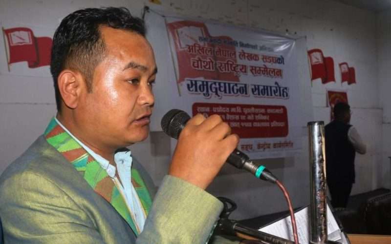 माओवादी सम्वद्ध साहित्यकारहरुको नेतृत्व स्वप्निलले गर्ने