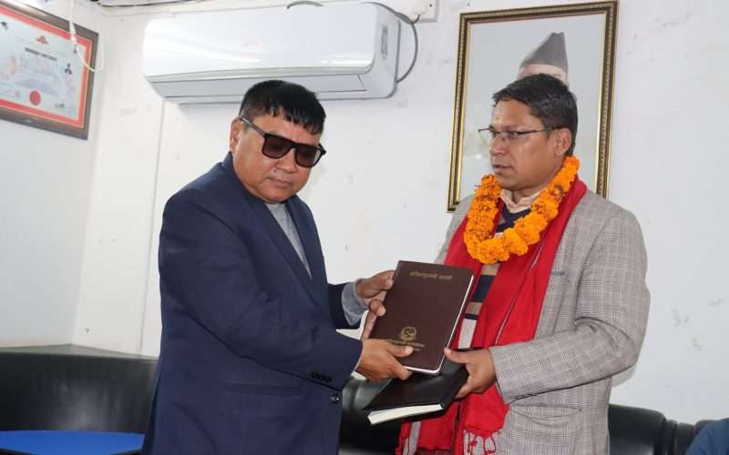 गाउँपालिका अध्यक्ष वाइवाद्धारा भुमि आयोगका अध्यक्षलाई हरिहरपुरगढीमा स्वागत