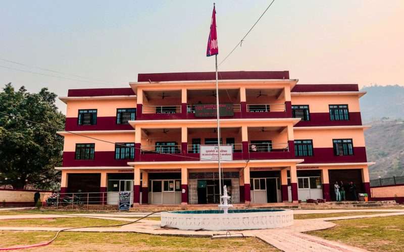 सुनकोसी गाउँपालिकामा गरिएको तालाबन्दी खुल्यो