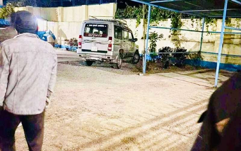 बैंकबाट लुटिएको मध्ये १ करोढ ८९ लाख नगद सहित गाडी र चालक नियन्त्रणमा